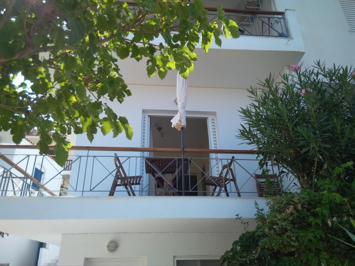 Armenistis Apartment Eksteriør billede